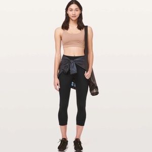 Lululemon In Movement Crop Everlux 19" Black